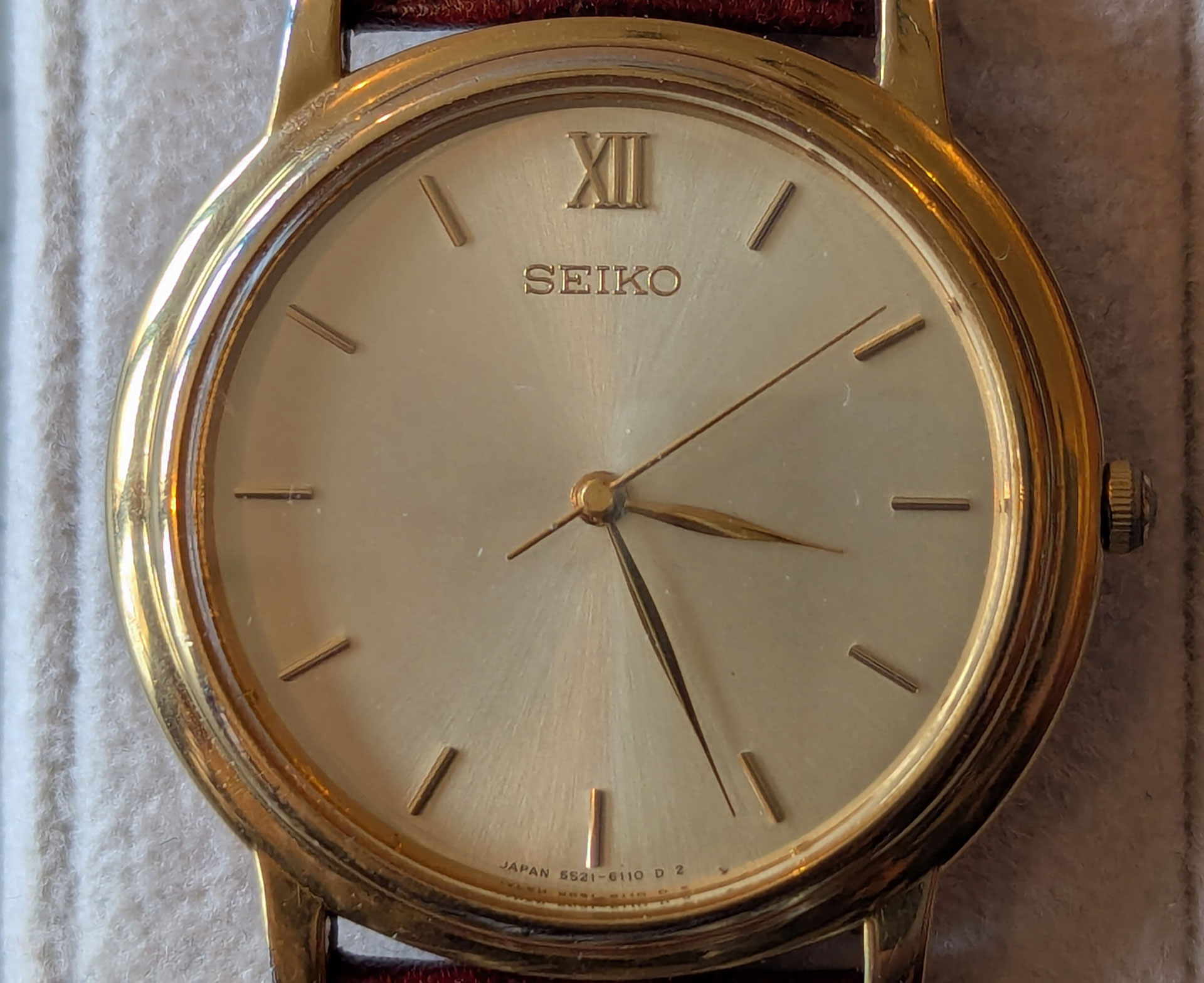 The dial of the 5S21